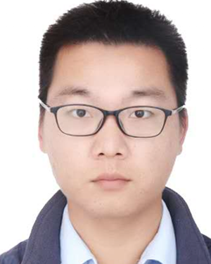 黄三忆